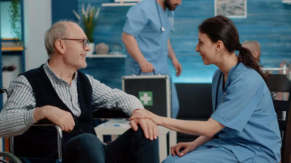 Coordinator welcoming a patient